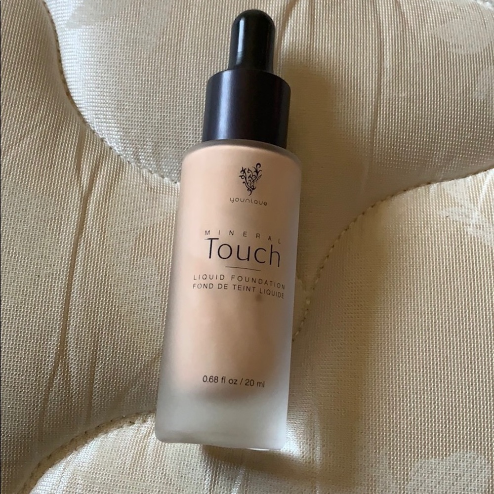 Liquid foundation